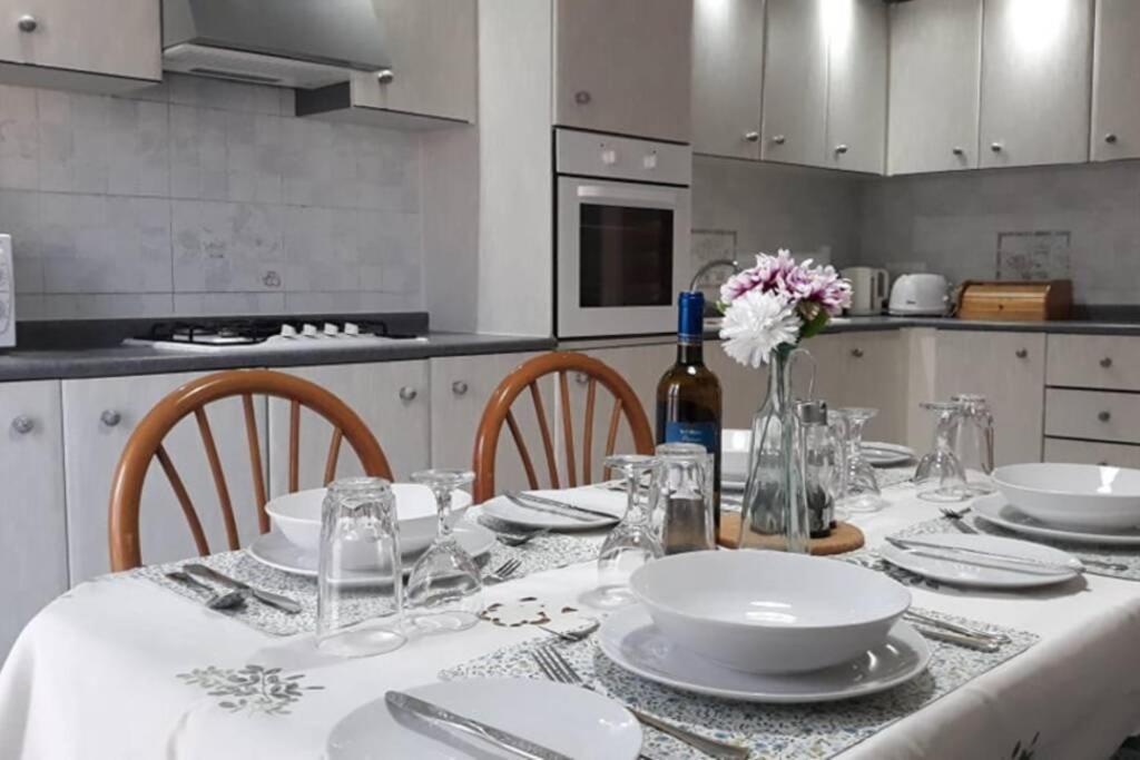 Ramzam - Spacious & Modern 3 Bedroom Apartment With Roof Terrace Marsaskala Exterior foto